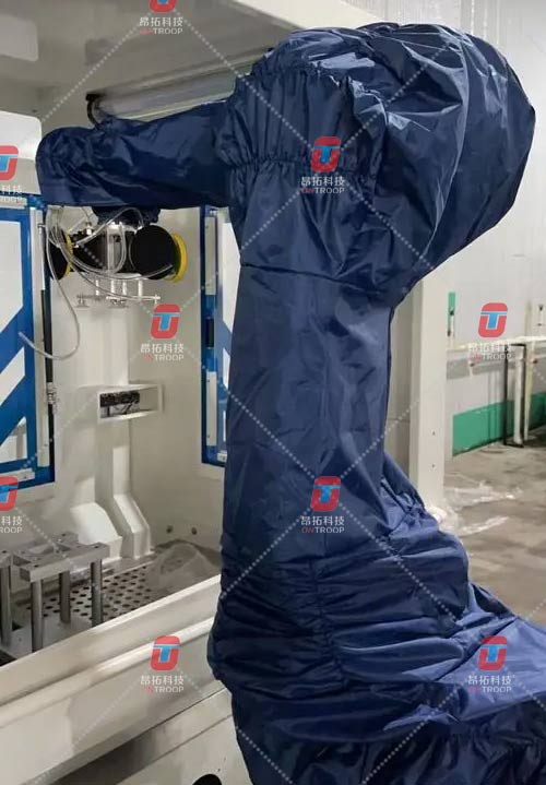 防水耐腐蝕機(jī)器人防護(hù)服